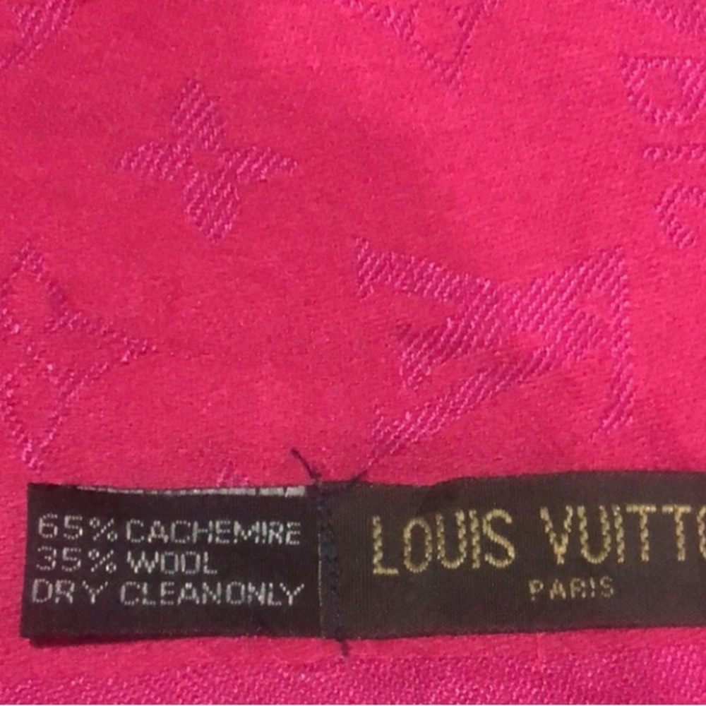 Authentic Louis Vuitton monogram scarf - Picture 4 of 4